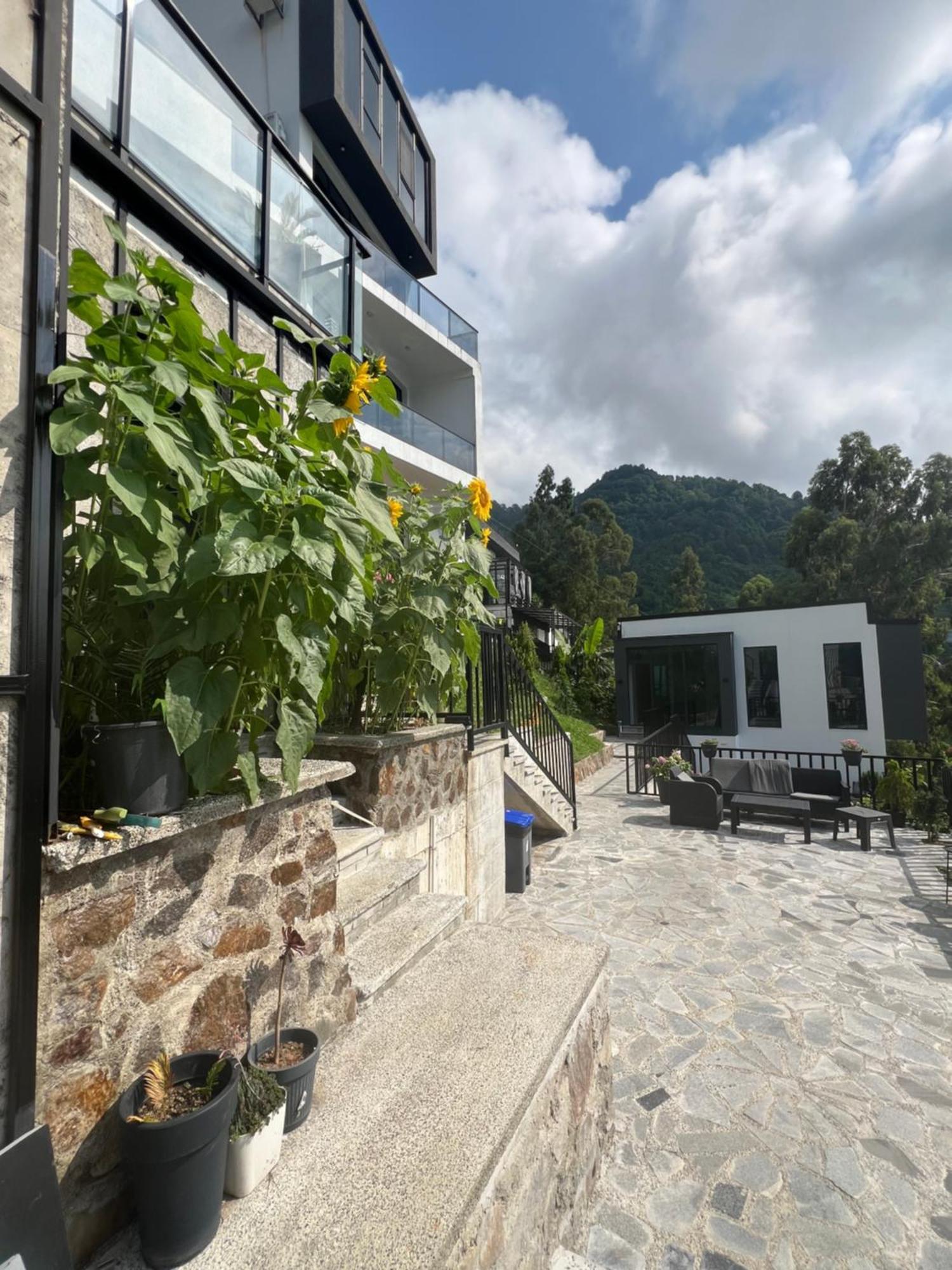 Villa Deluxe Kwariati Exterior foto